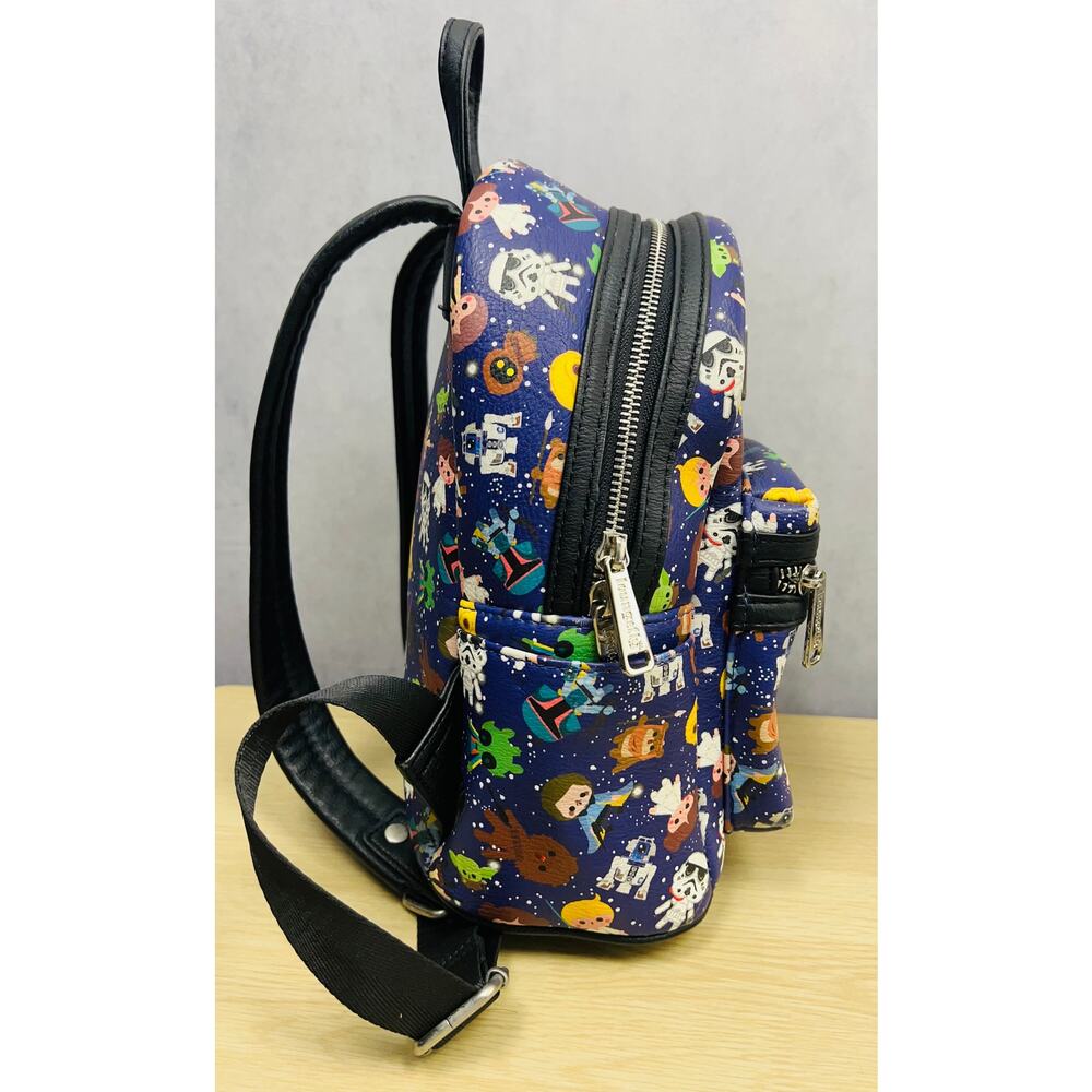 Disney Parks Star Wars Lounge fly SChibi Characters Cute Mini Backpack Like New - Picture 5 of 10